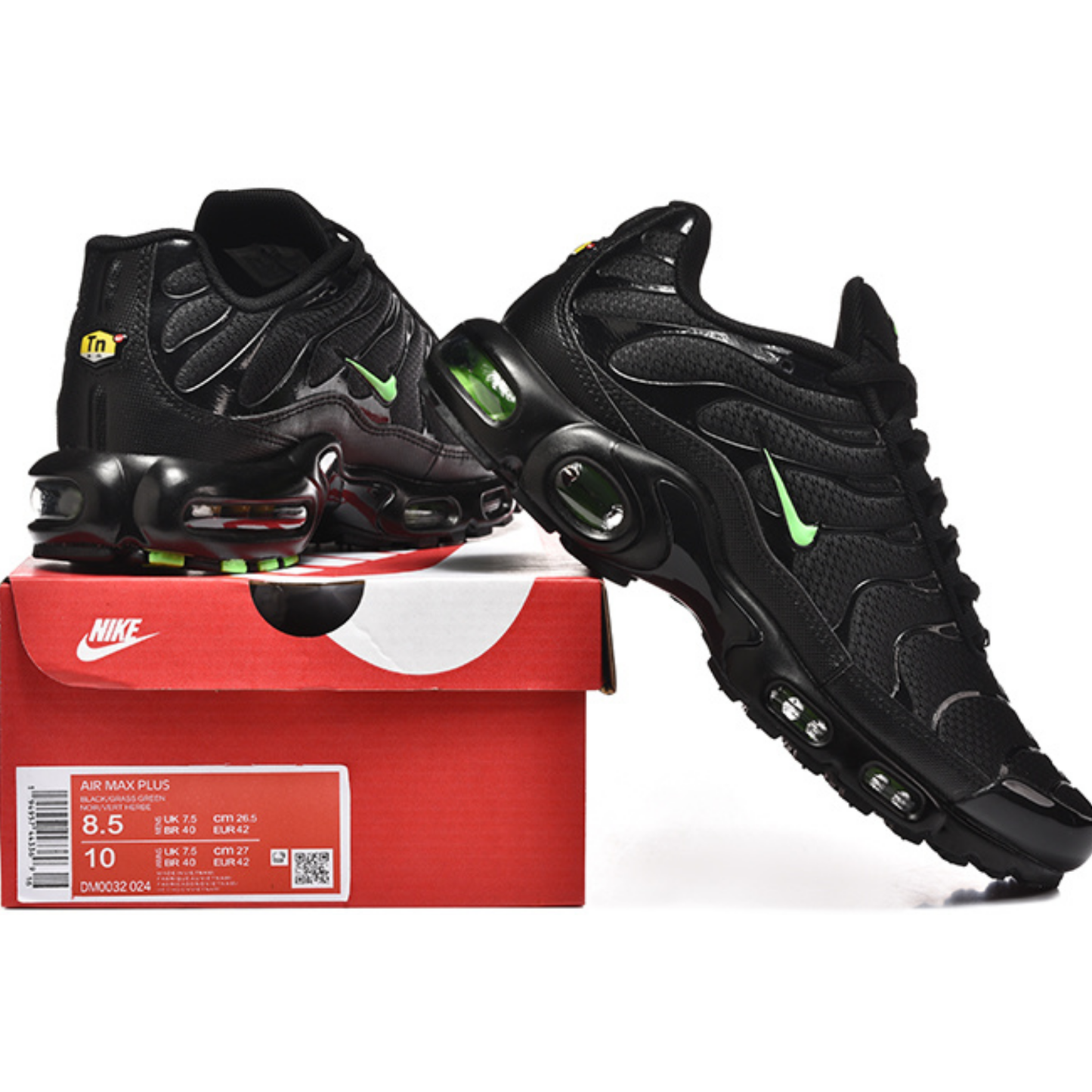 Nike Air Max Plus - Black Green Strike