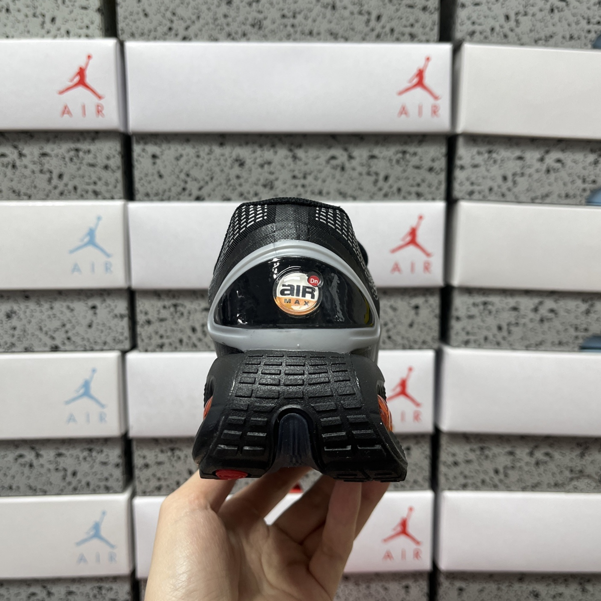 Nike Air Max DN - Anthracite Light Crimson