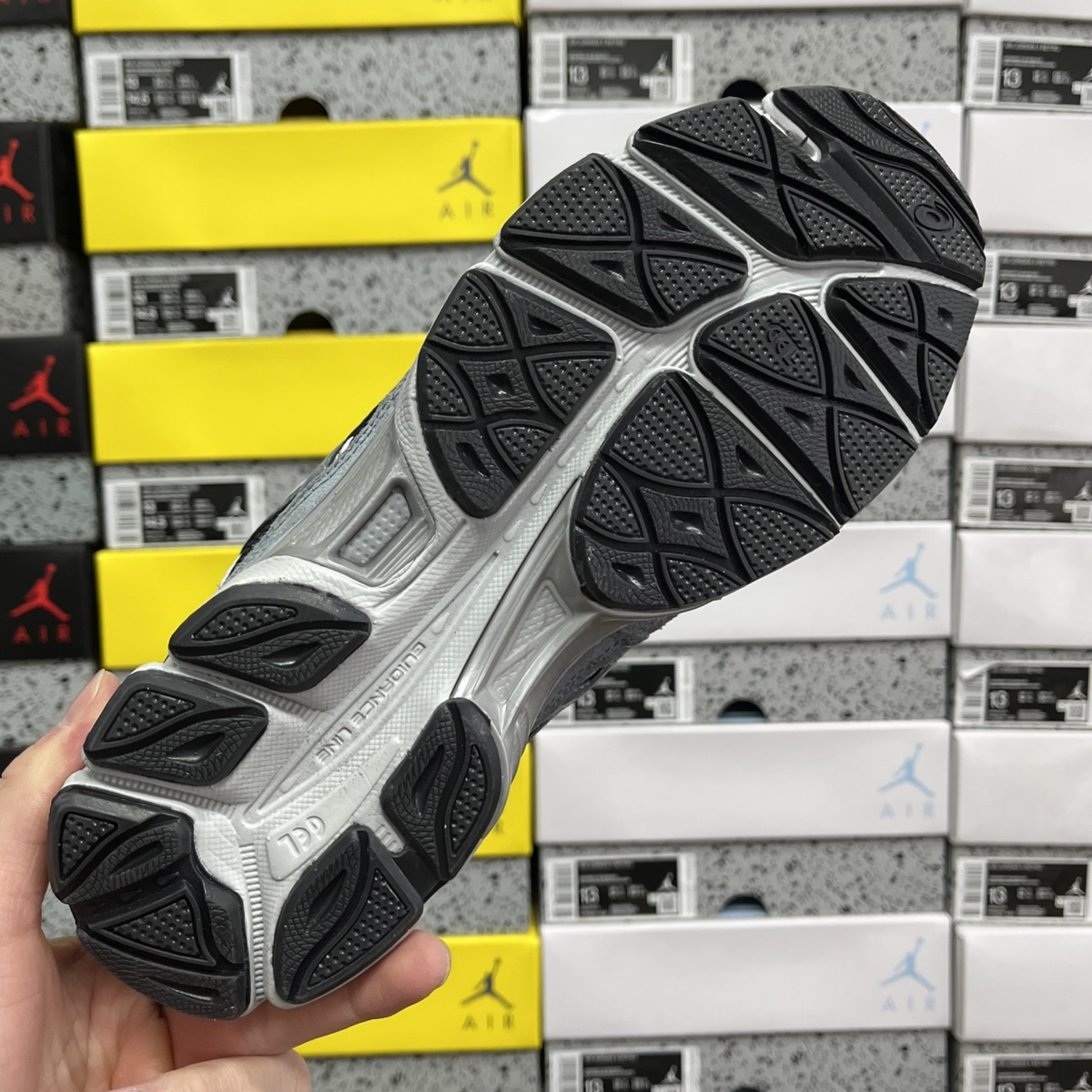 Asics Gel NYC - Black Fjord Grey