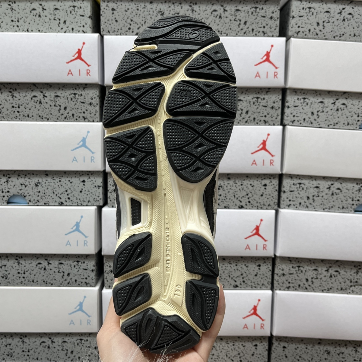 Asics Gel NYC - White Smoke Grey