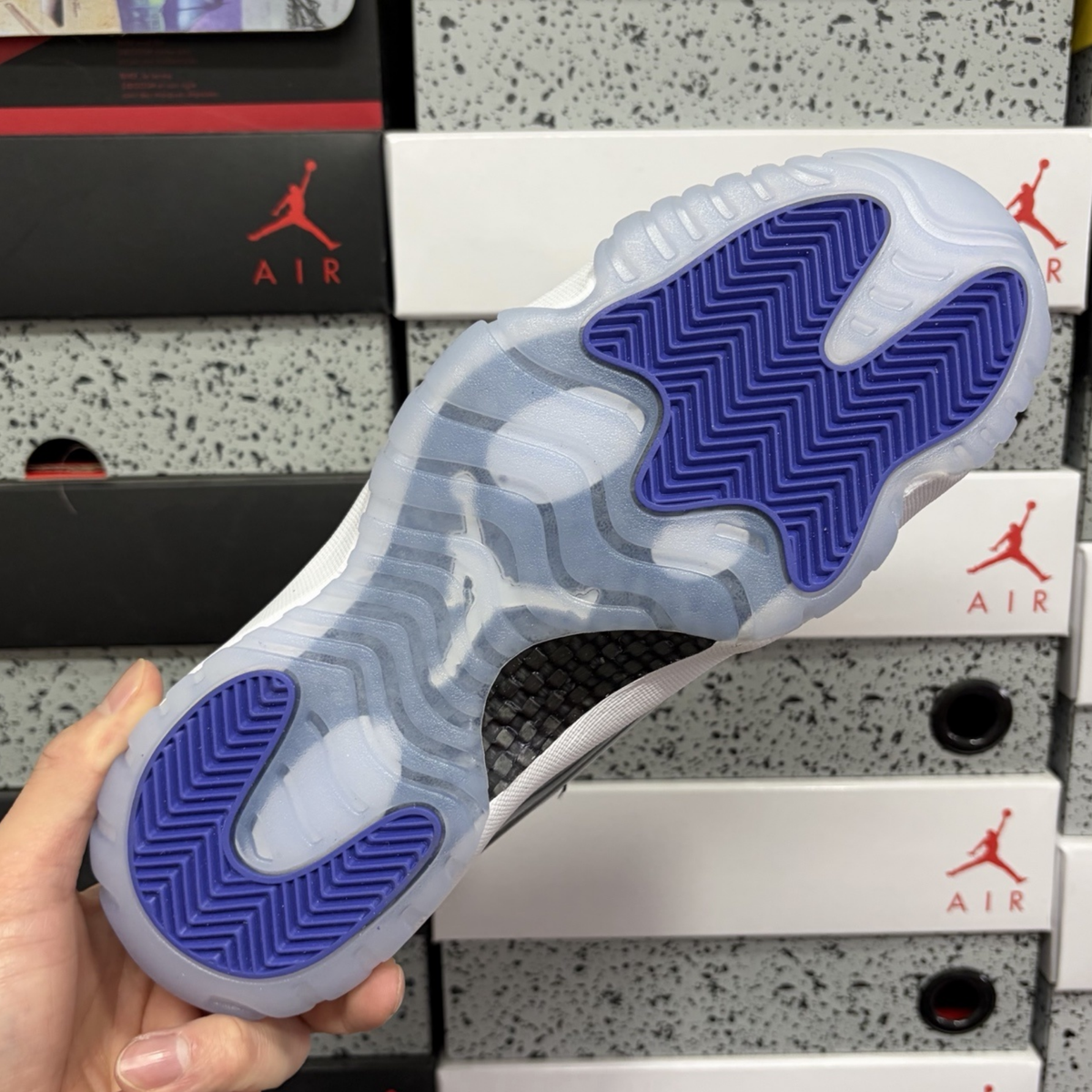 Air Jordan 11 Retro - Concord