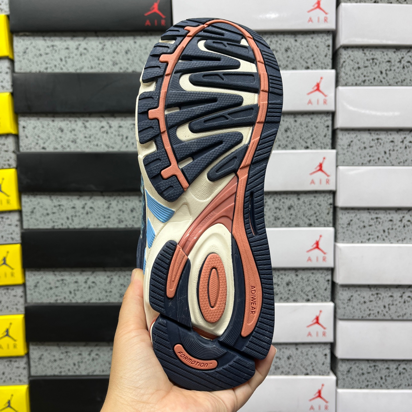 Adidas Response CL - Collegiate Navy Clear Sky