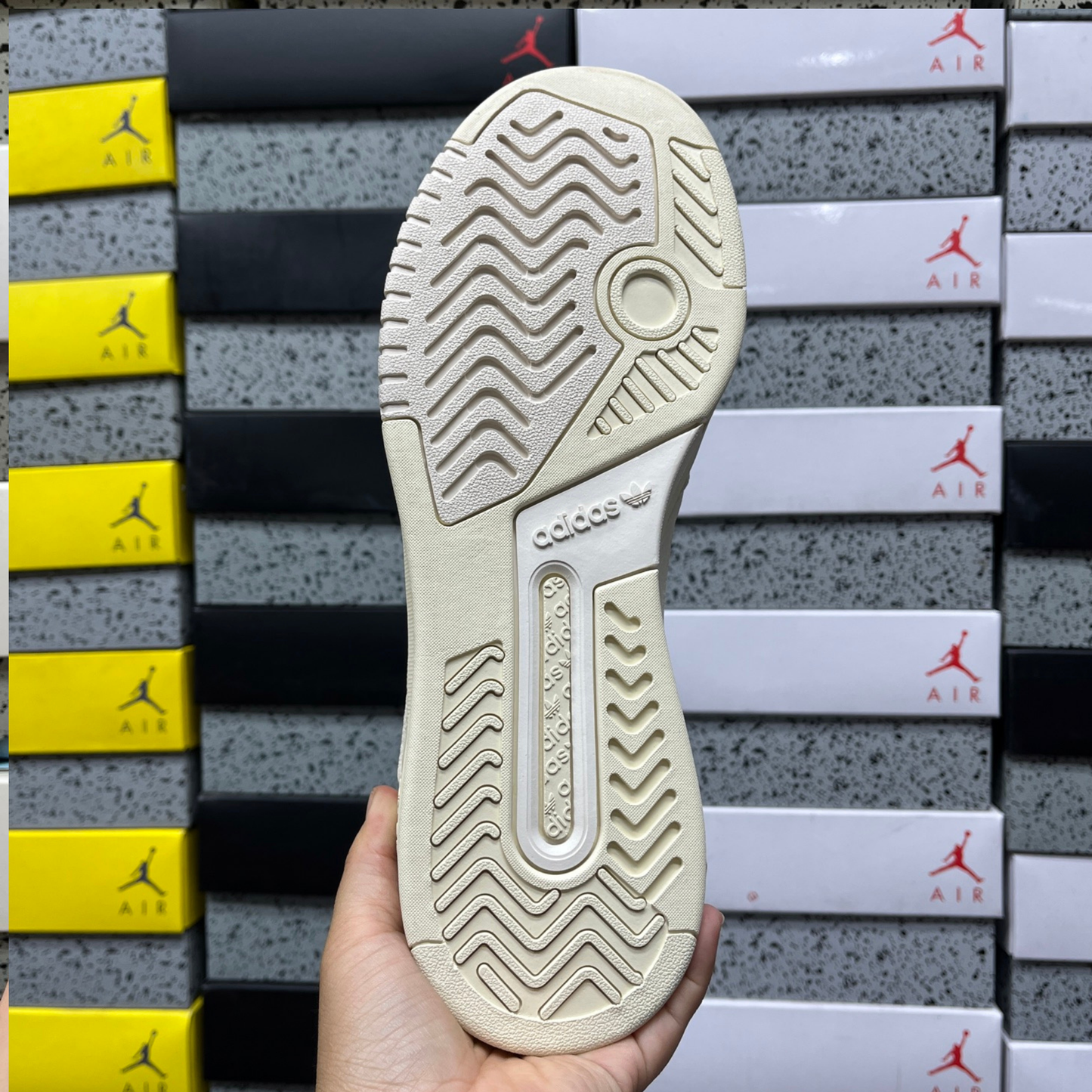 Adidas Drop Step Low 2.0 - Cream White / Core Black / Alumina