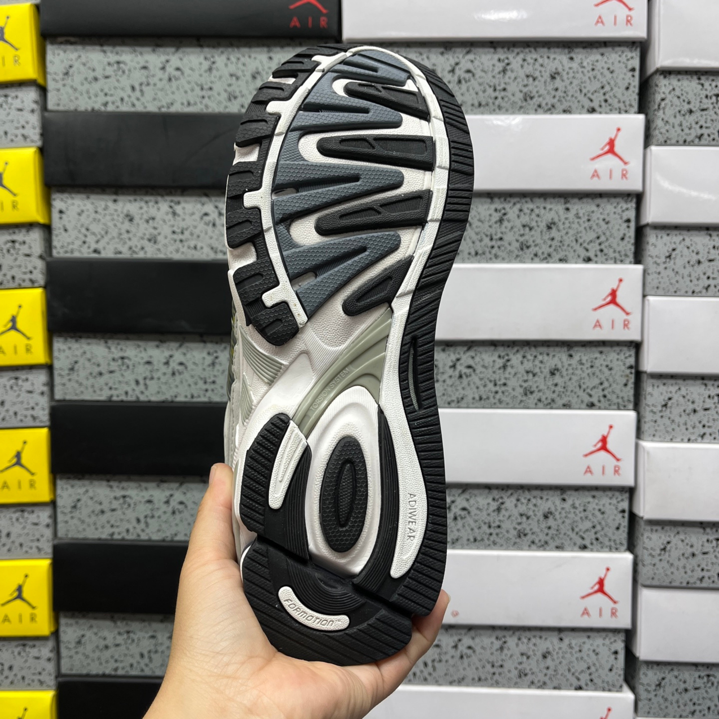 Adidas Response CL - Grey Three Core Black Grey Five