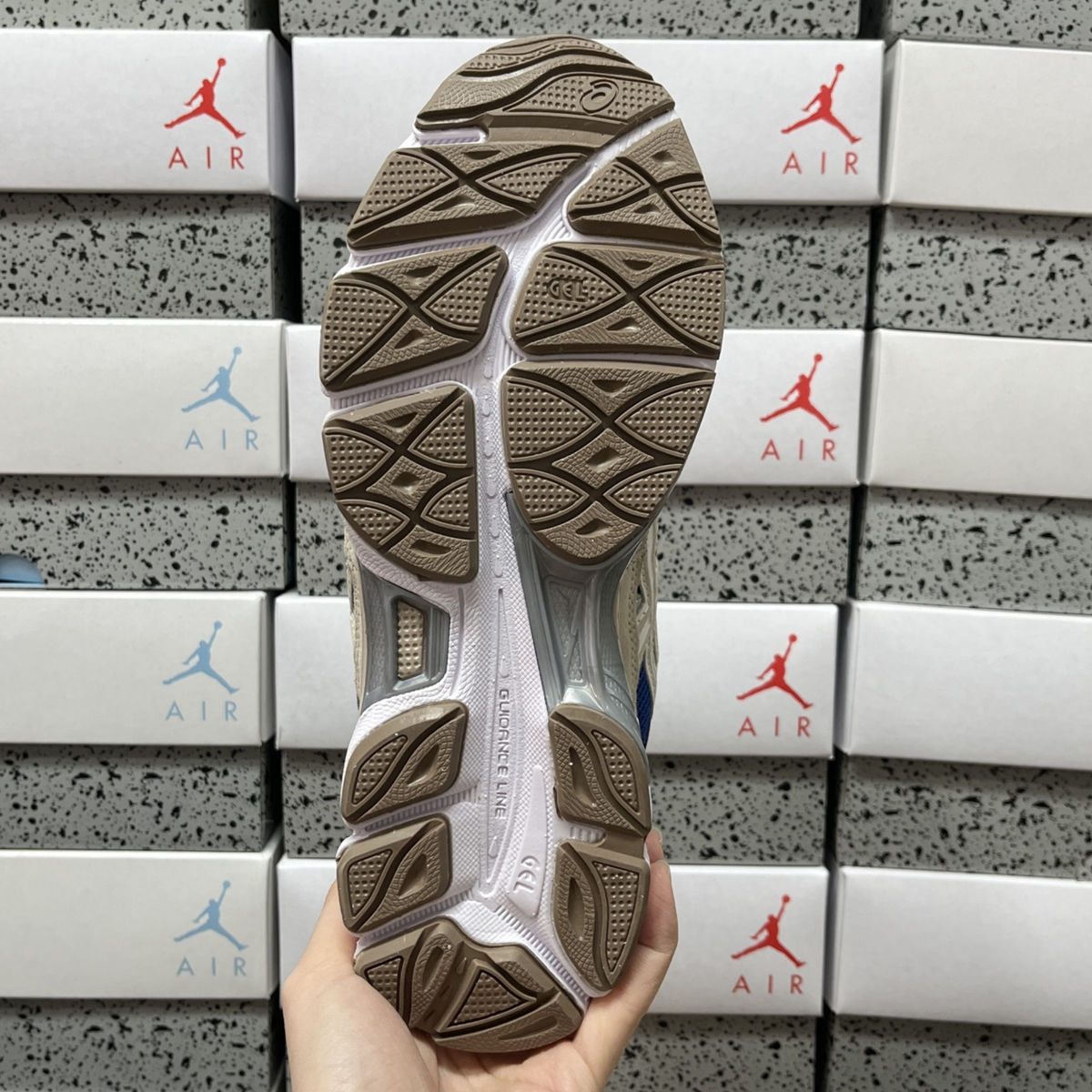 Asics Gel NYC - Polar Night Cream