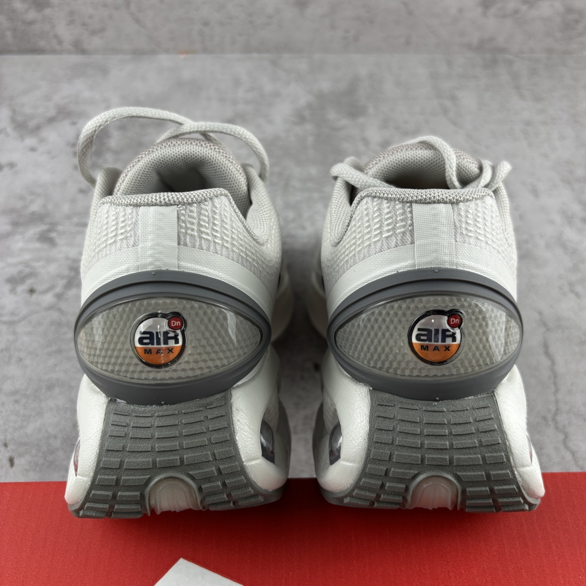 Nike Air Max DN - Light Orewood Brown