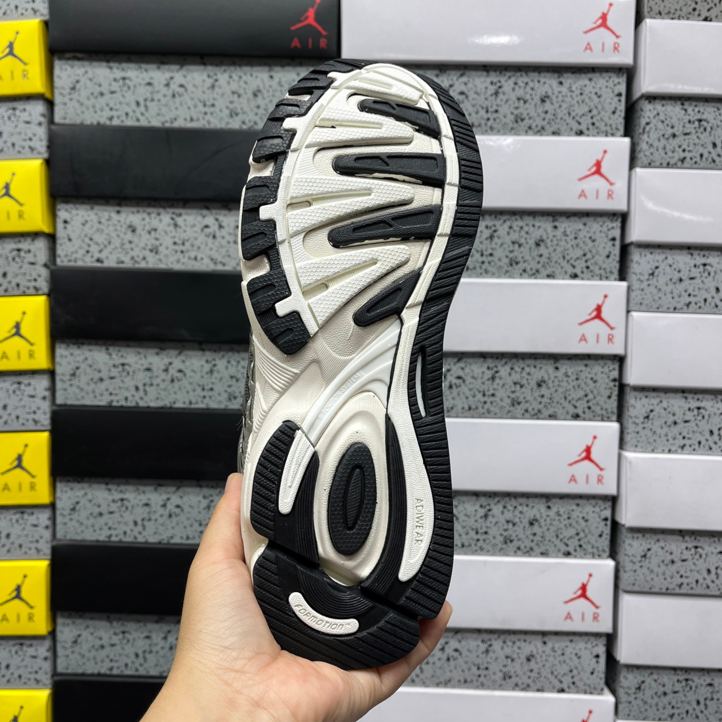 Adidas Response CL - Core Black White Silver Metallic