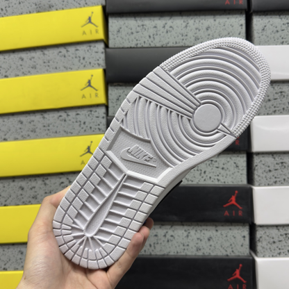 Union LA x Fragment Design x Air Jordan 1 Retro High OG SP - Royal Toe