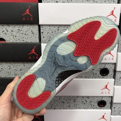 Air Jordan 11 Retro - Win Like '96