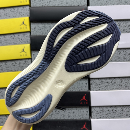 Asics Gel Nimbus 27 - Midnight / Vanilla