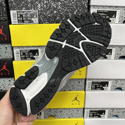 New Balance 2002R - Steel Lead Orca