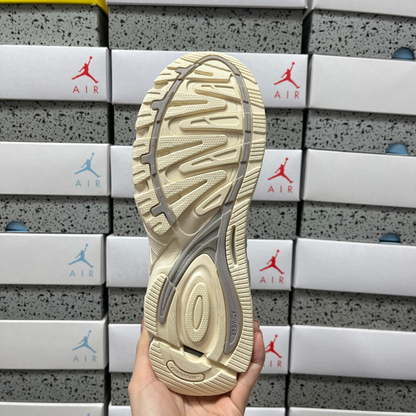 Bad Bunny x Adidas Response CL - Wonder White