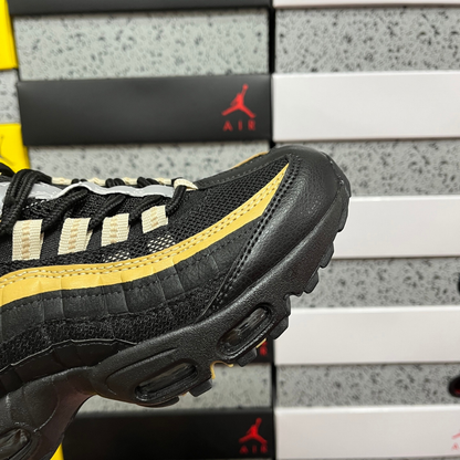 Air Max 95 - Black Elemental Gold