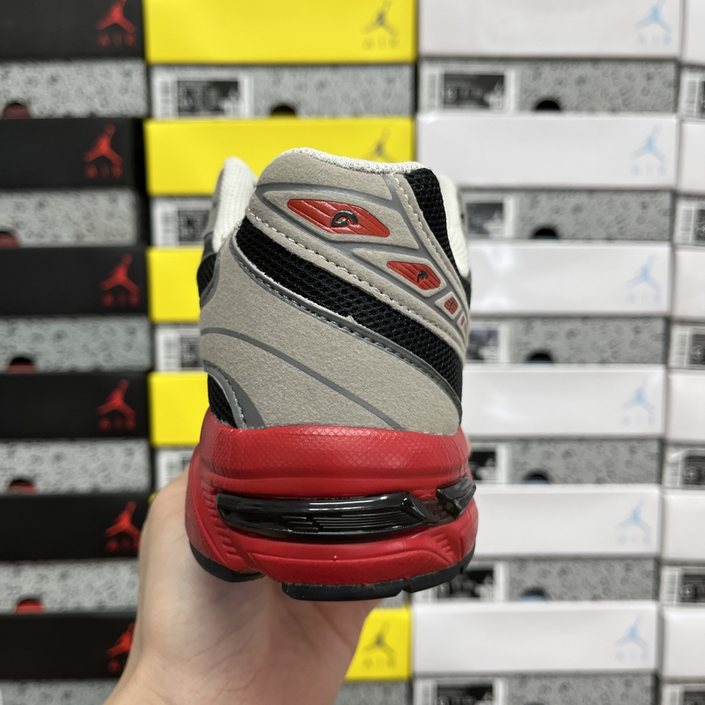 Naruto Shippuden x Asics Gel 1130 - Itachi