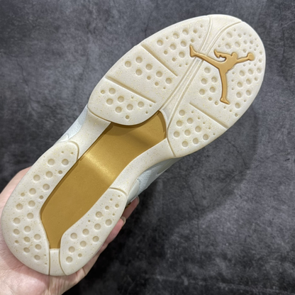 Air Jordan 8 Retro C&C - Championship Trophy
