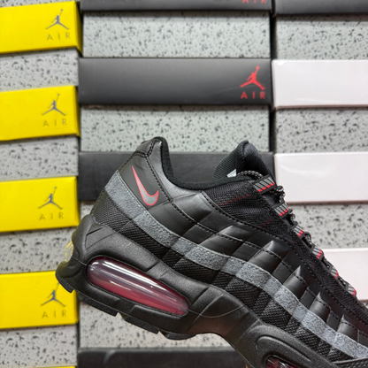 Air Max 95 - Black University Red