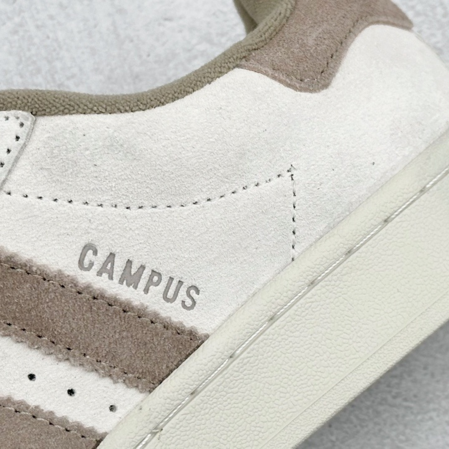 Adidas Campus 00's - Chalk White Brown