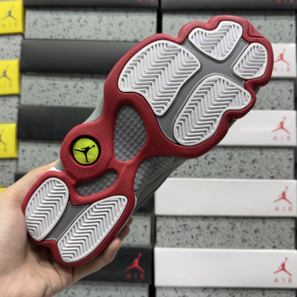 Air Jordan 13 Retro - Wolf Grey