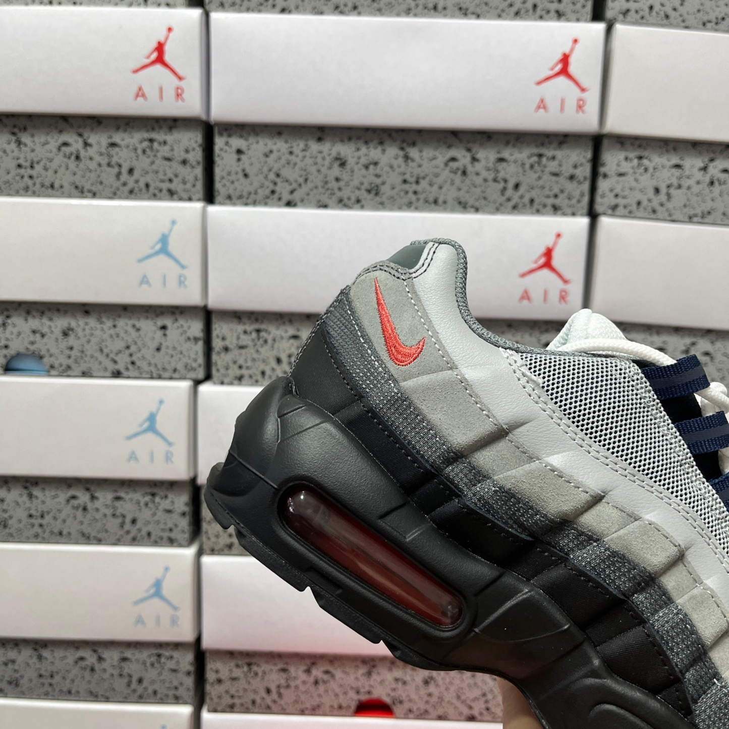 Air Max 95 - Smoke Grey Track Red