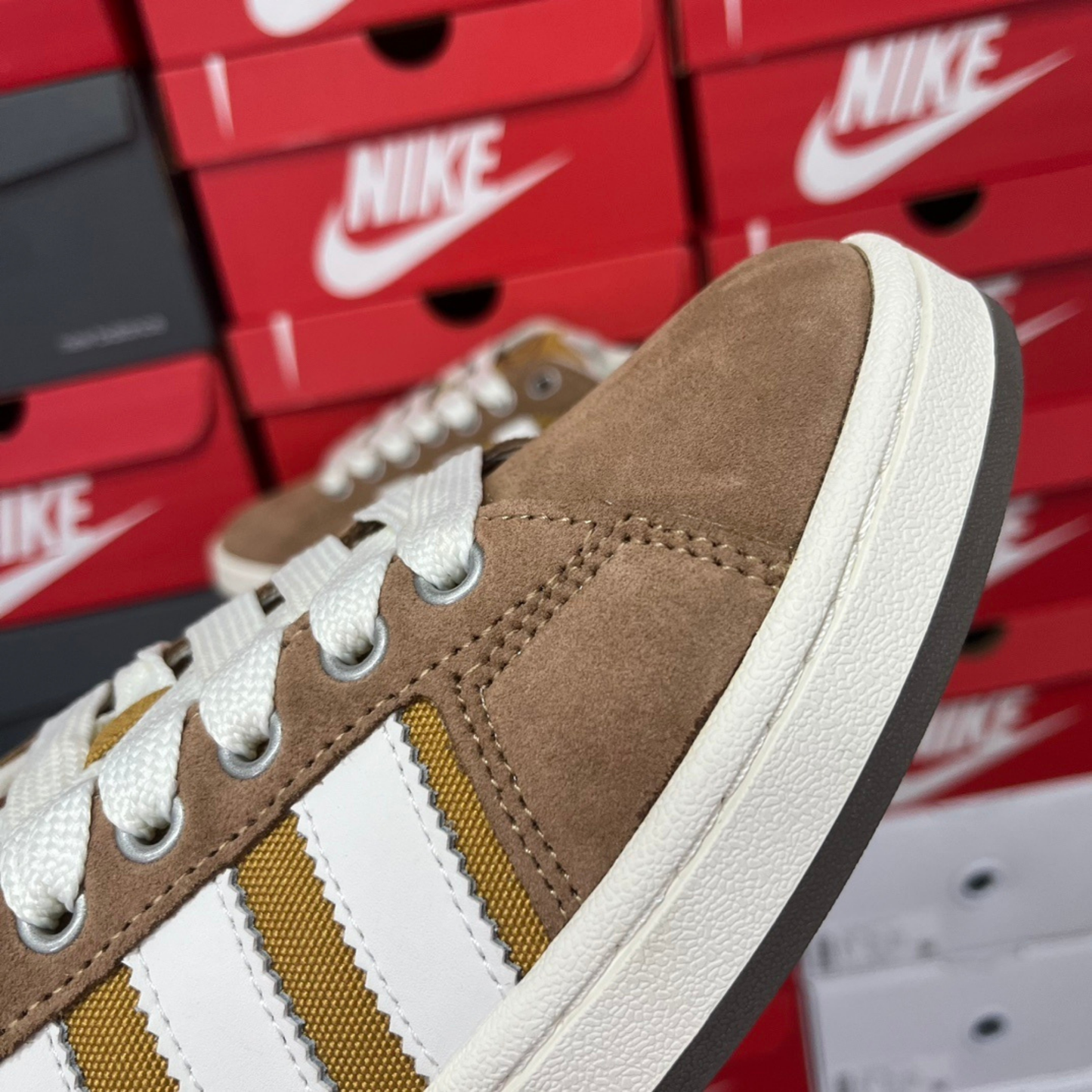 Adidas Campus 00's - Mesa Brown Corduroy