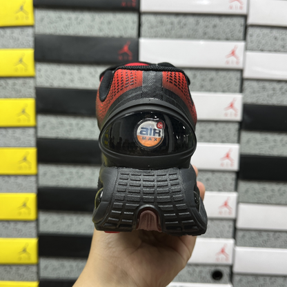 Nike Air Max DN - Bred