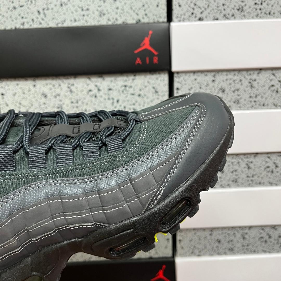 Air Max 95 -  Anthracite Safety Orange