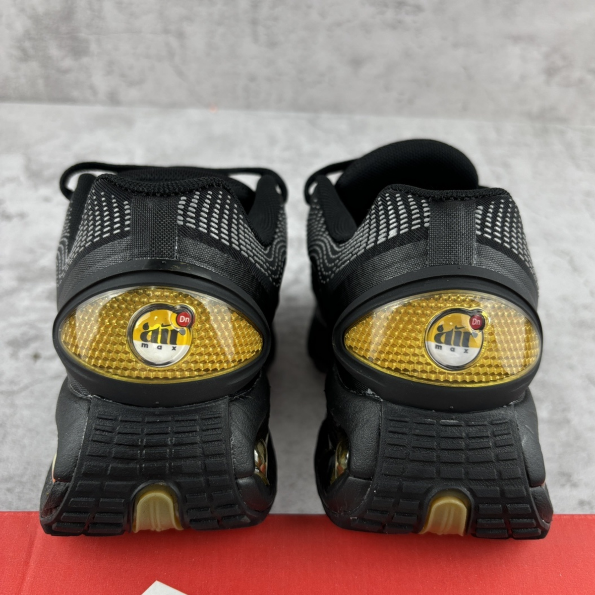 Nike Air Max DN Premium - Metallic Gold