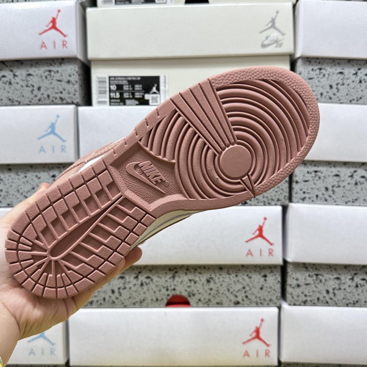 Nike Dunk Low - Rose Whisper