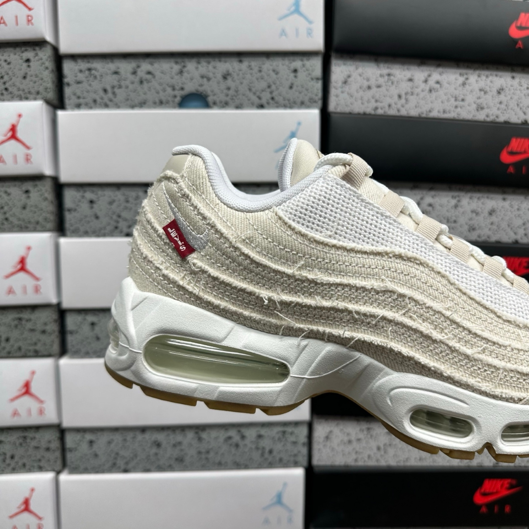Air Max 95 x Levi's - Light Orewood Brown