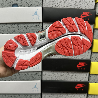 Asics Gel Nimbus 16 - Flash Orange / Lightning