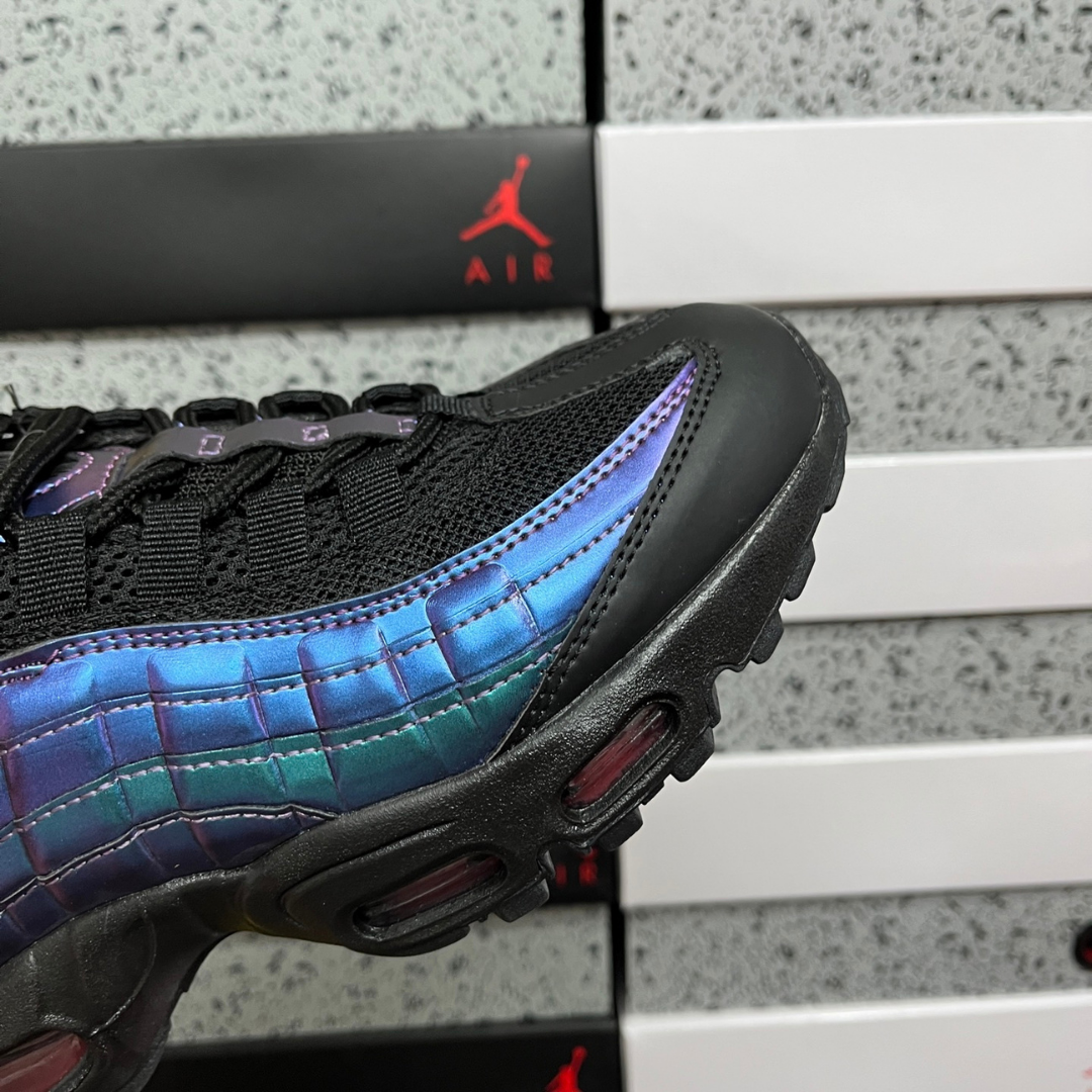 Air Max 95 - Throwback Future
