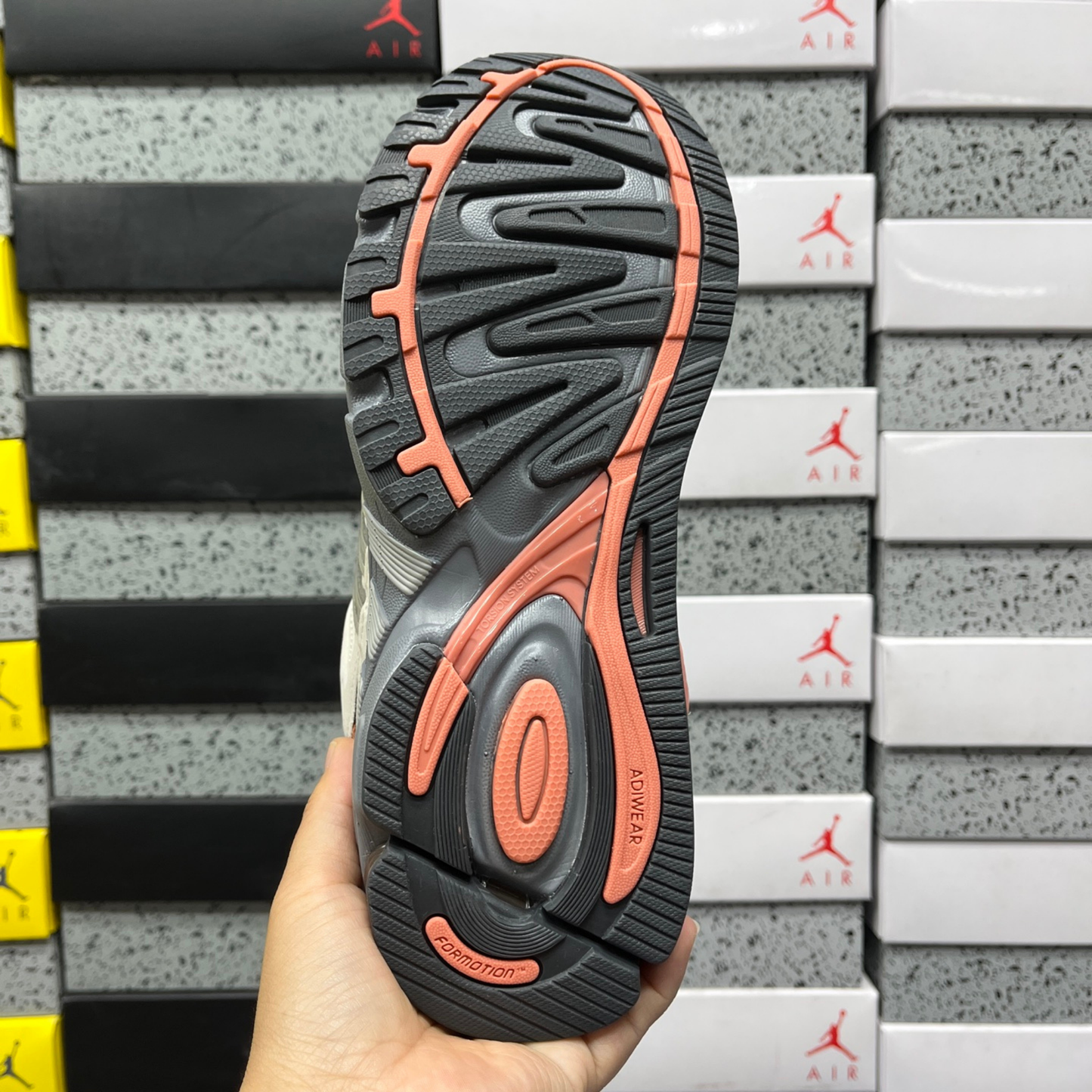 Adidas Response CL - Grey Two Coral