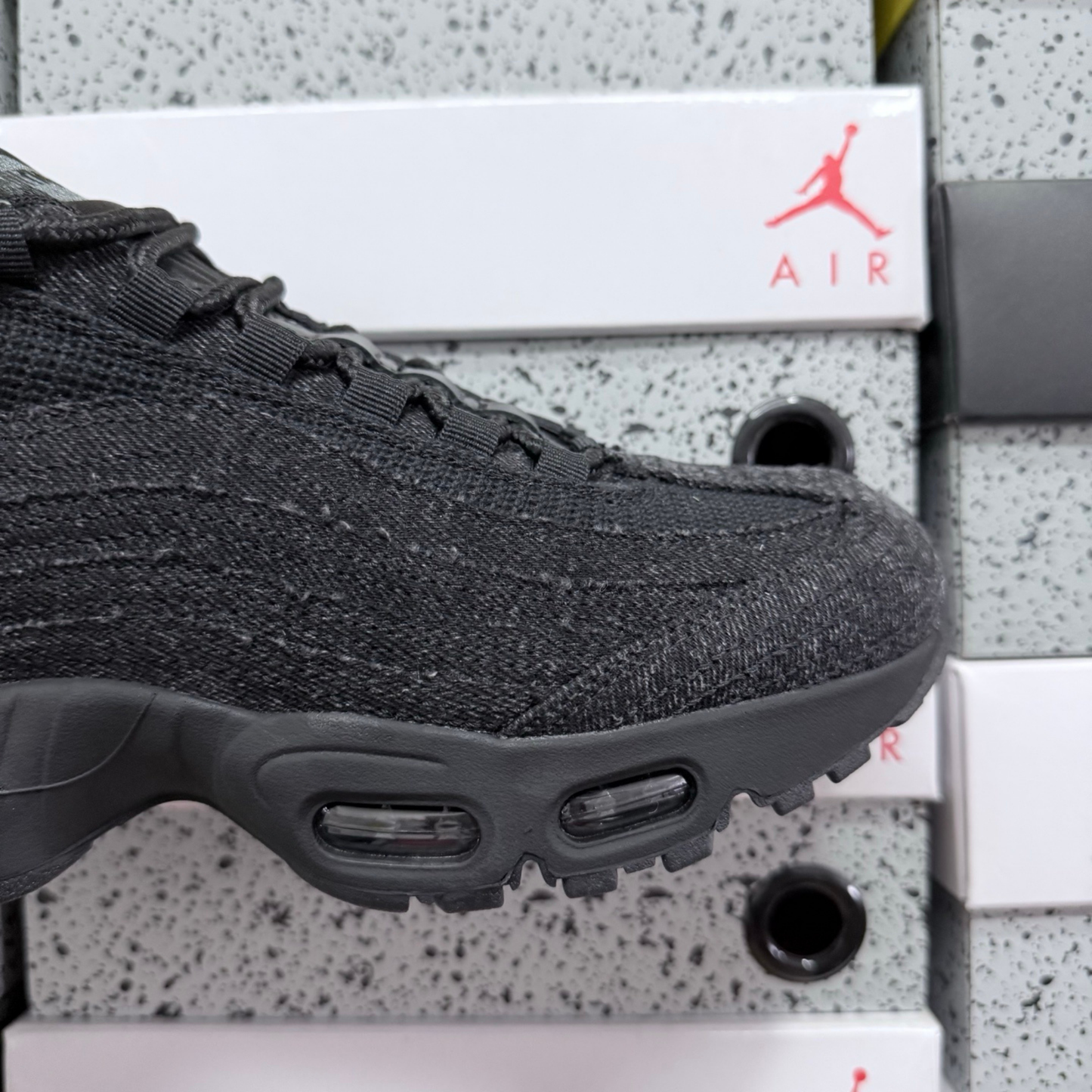 Air Max 95 x Levi's - Black