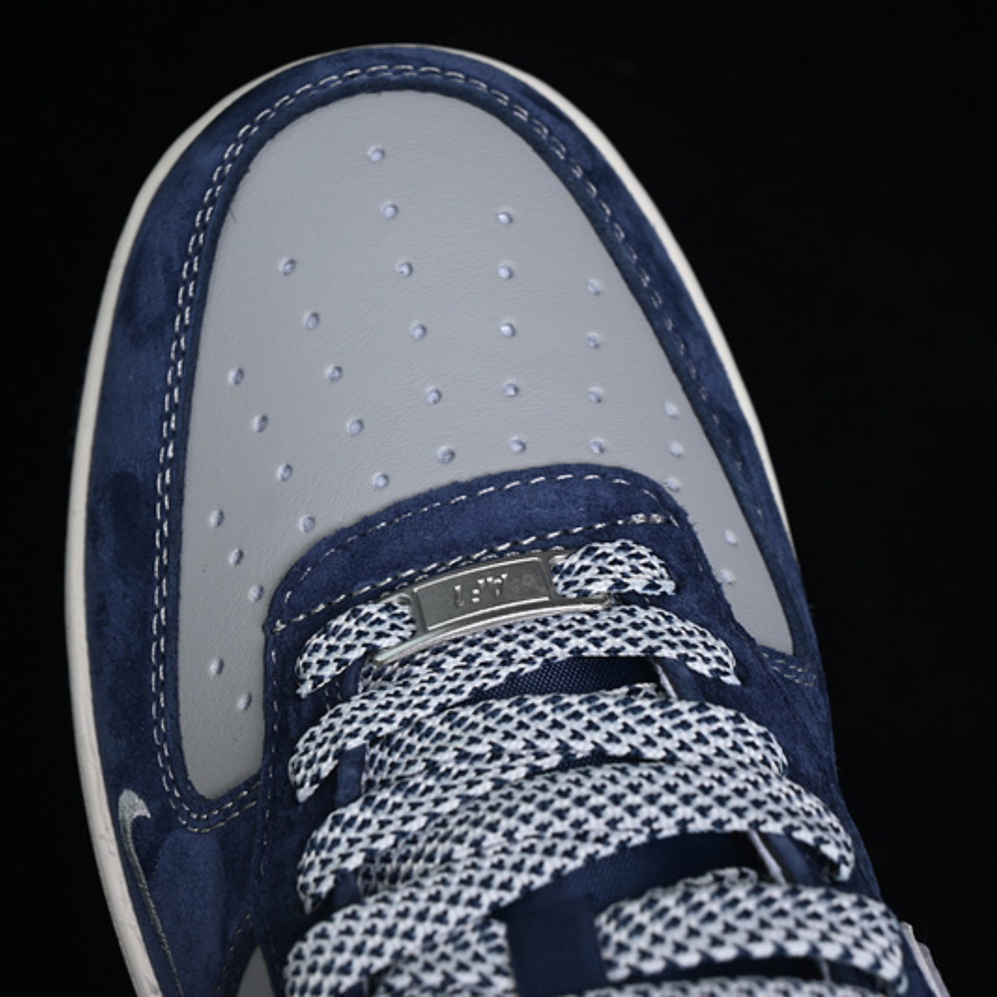 Stüssy x Nike Air Force 1 Low - Midnight Blue/White