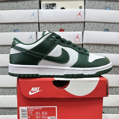 Nike Dunk Low - Michigan State