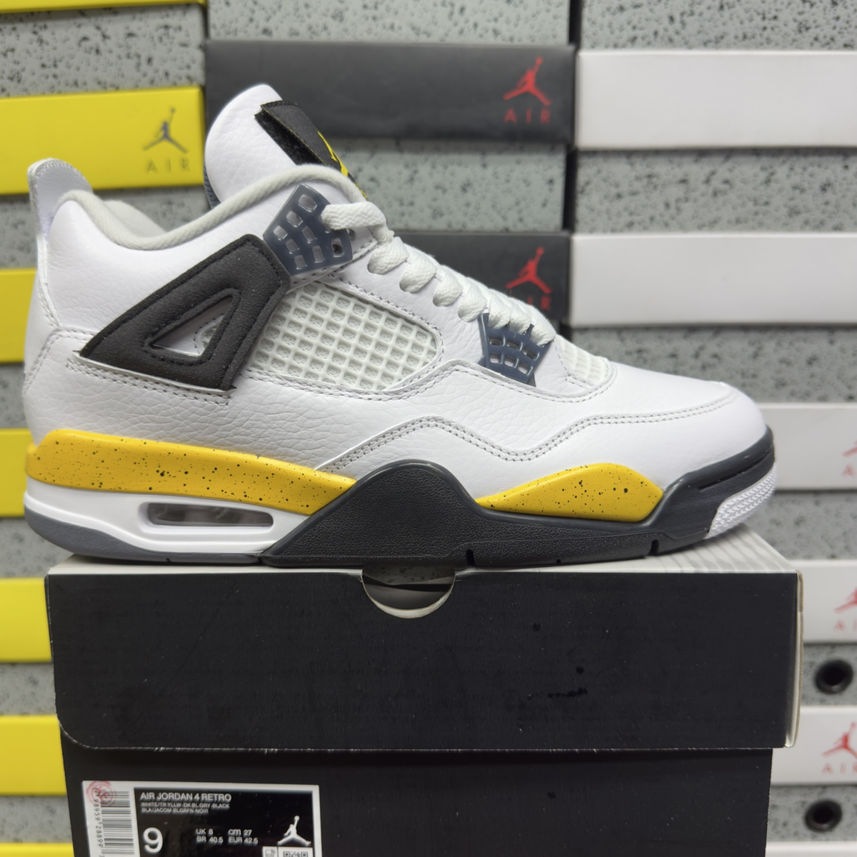 Air Jordan 4 Retro - Tour Yellow