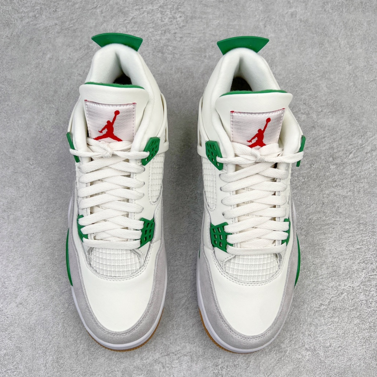 Nike SB x Air Jordan 4 Retro SP - Pine Green