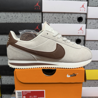 Nike Cortez Wmns - Light Orewood Brown/Fauna Brown-Sail