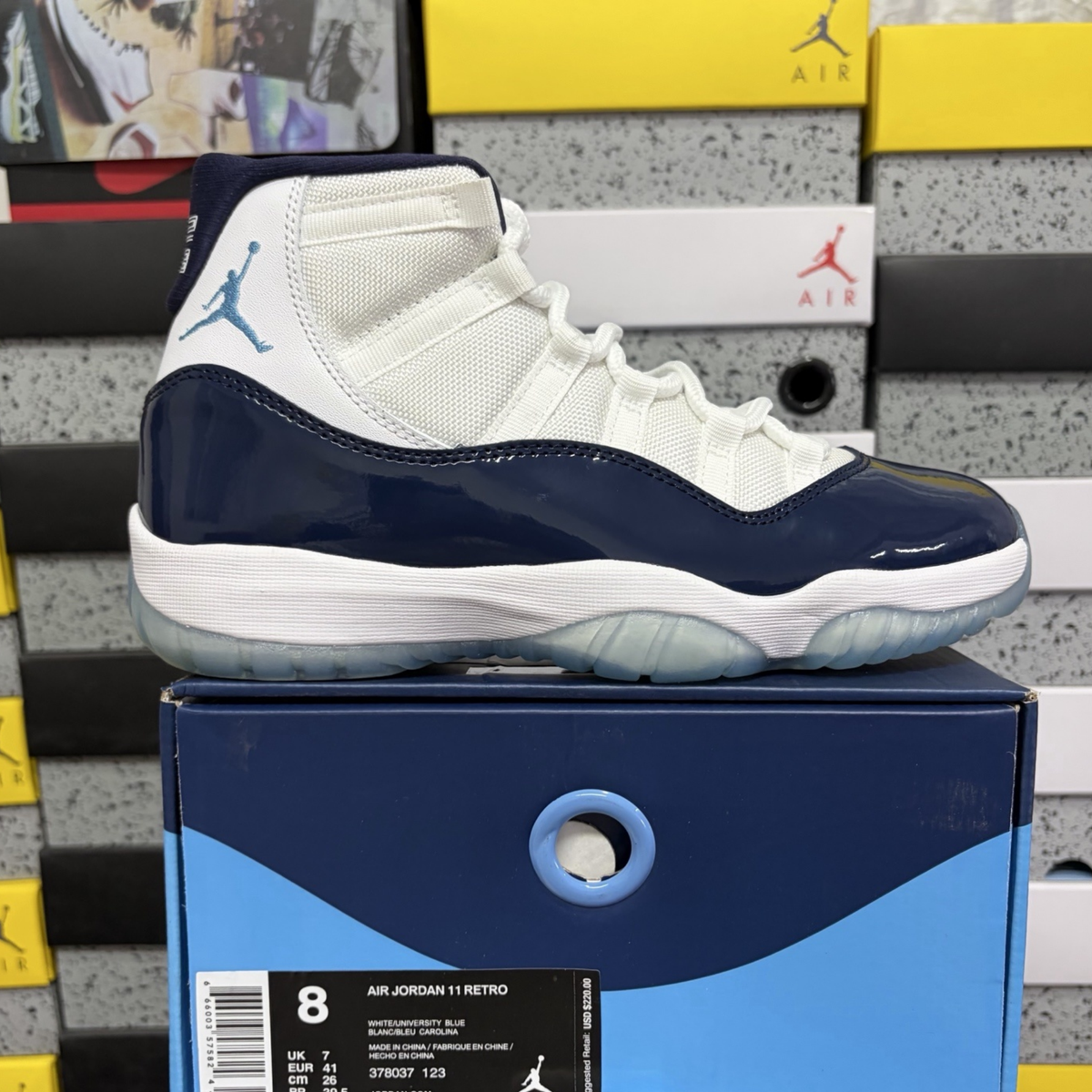 Air Jordan 11 Retro - Win Like '82