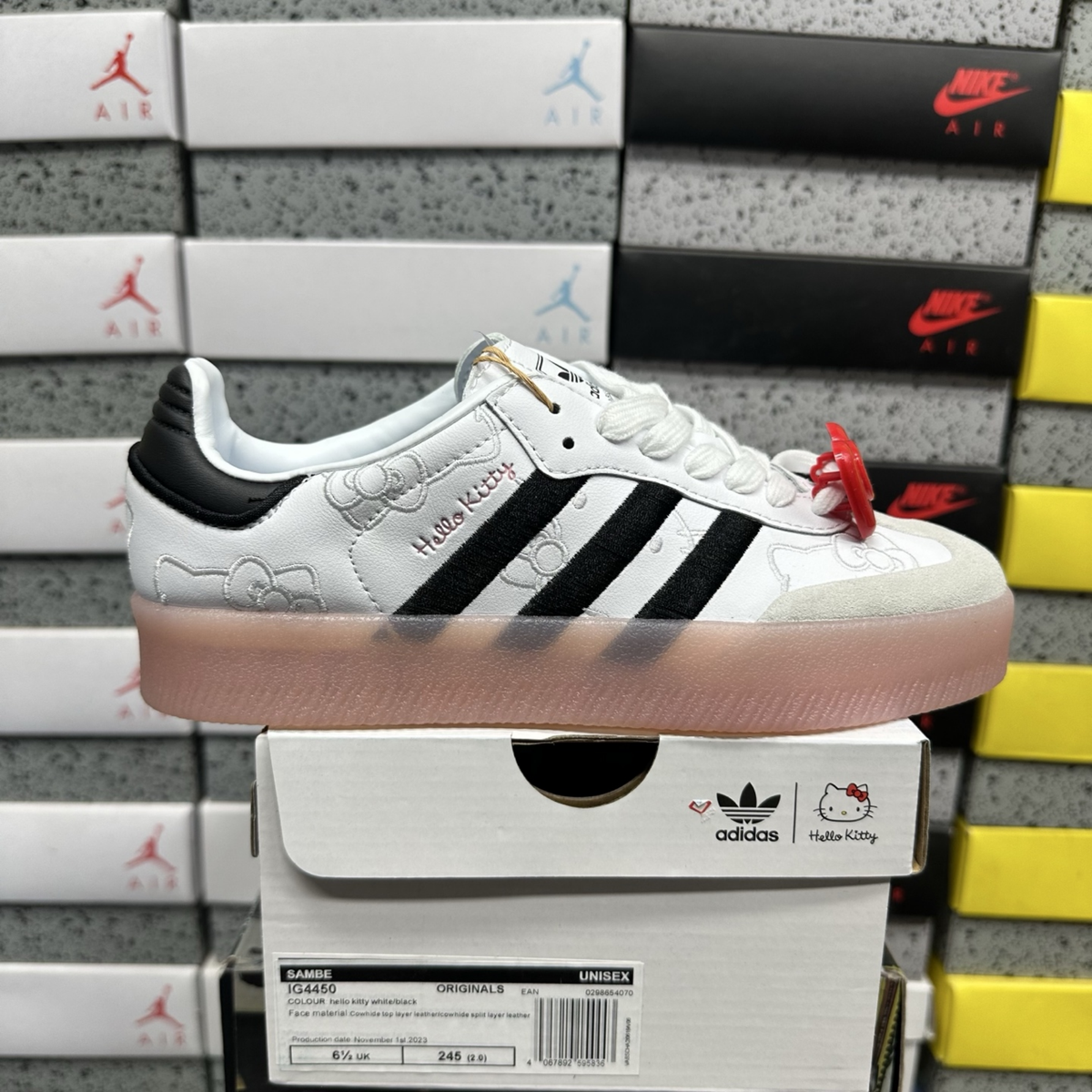 Hello Kitty x Adidas Samba - Cloud Silver Clear Pink