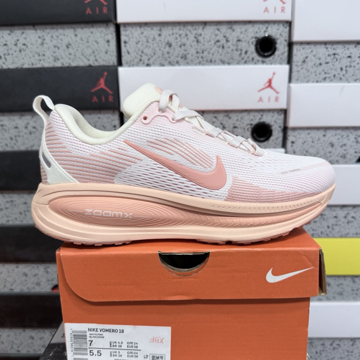 Nike Vomero 18 - Light Soft Pink Madder Root