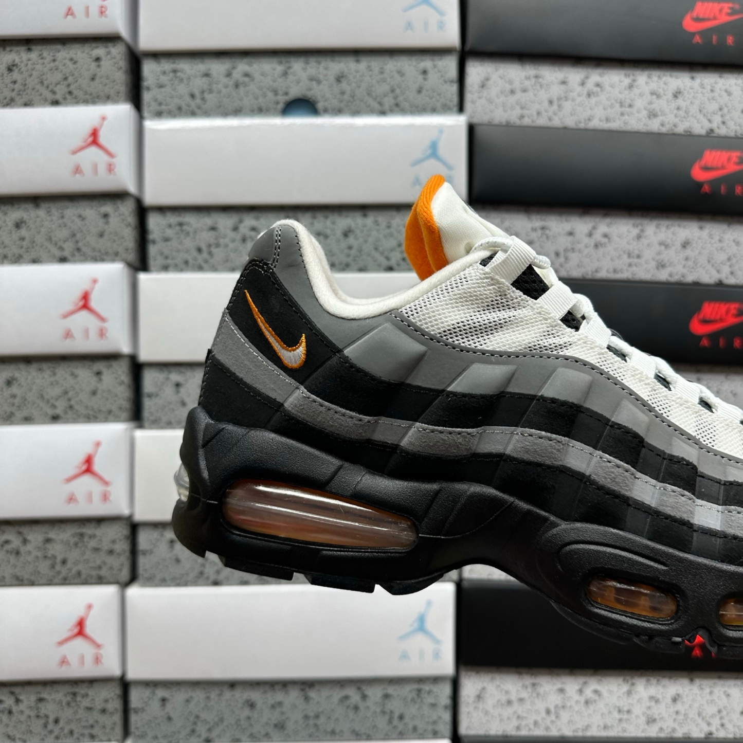 Air Max 95 - Black Bright Ceramic