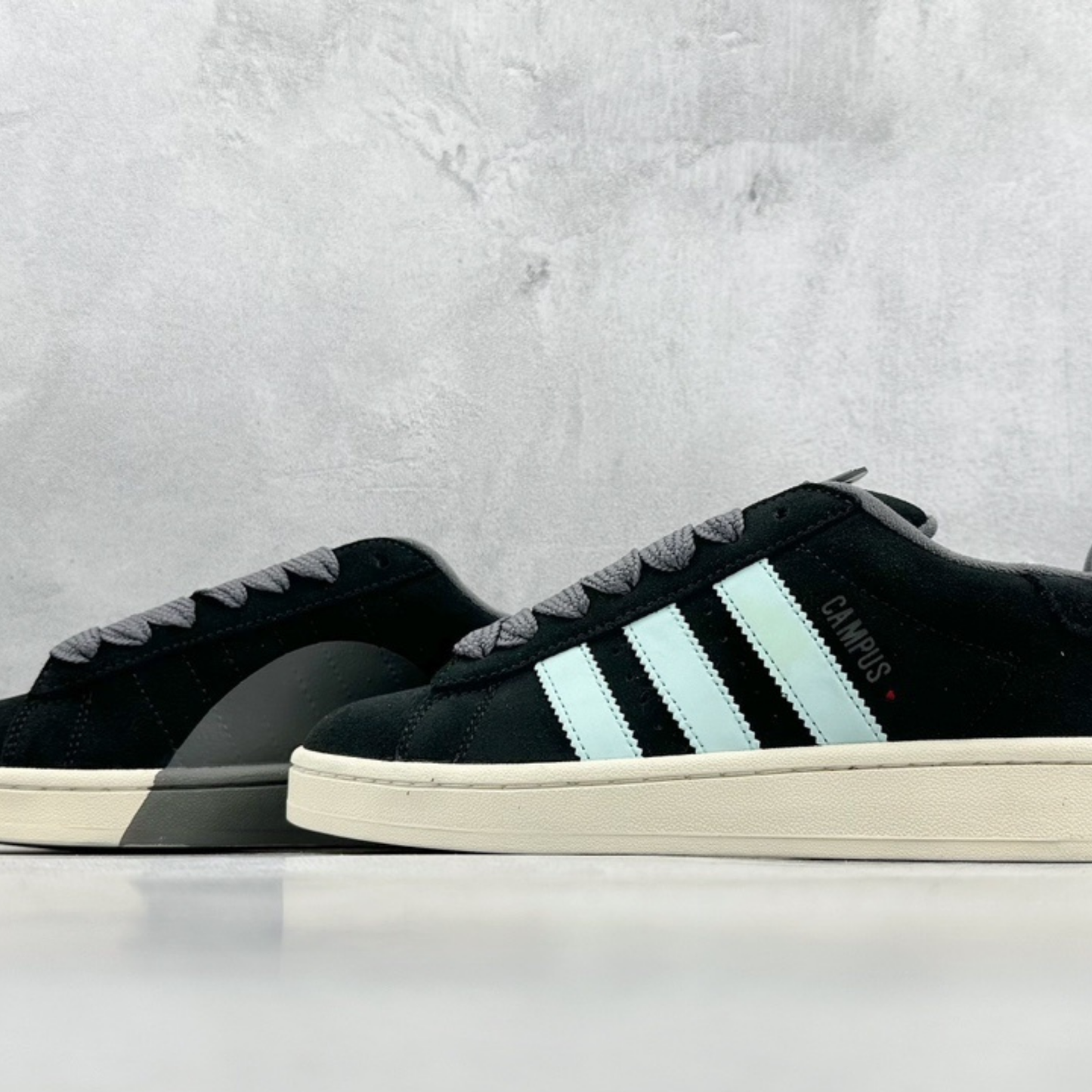 Adidas Campus 00's - Valentine's Day Black