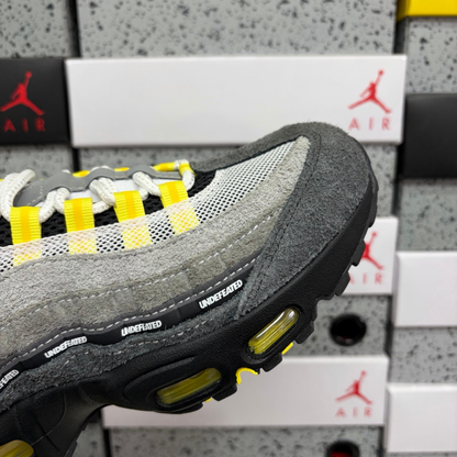 Air Max 95 x Undefeated - Shanghai"