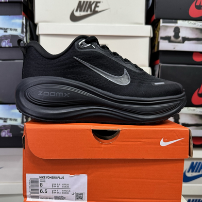 Nike Vomero Plus - Triple Black