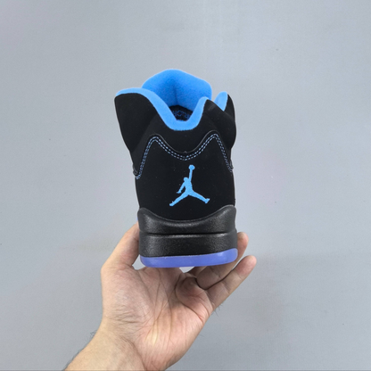Air Jordan 5 - Black Carolina