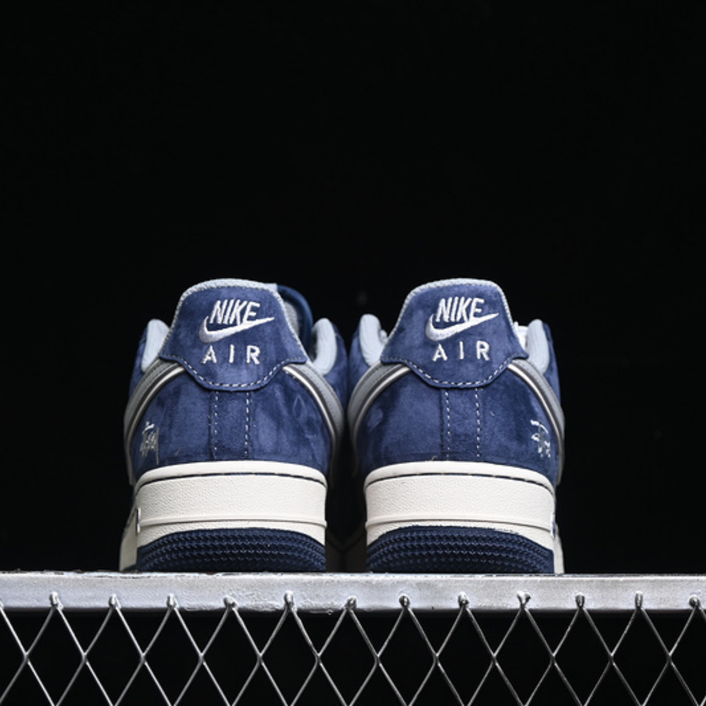 Stüssy x Nike Air Force 1 Low - Midnight Blue/White