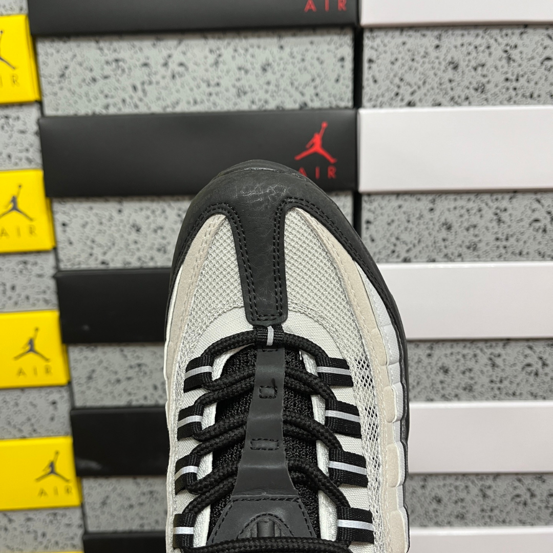 Air Max 95 - Koi Fish Scale