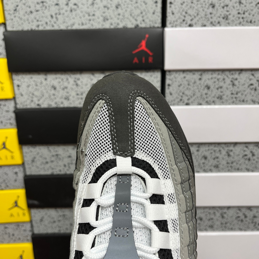 Air Max 95 - Grey Gradient