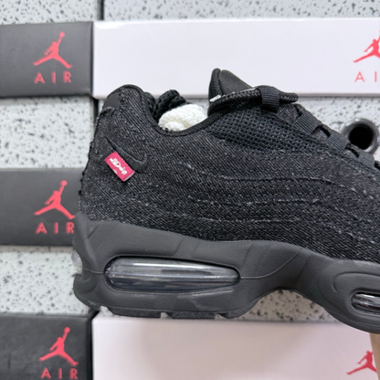 Air Max 95 x Levi's - Black